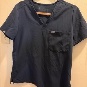 Figs Women's Navy V-Neck Scrub Top